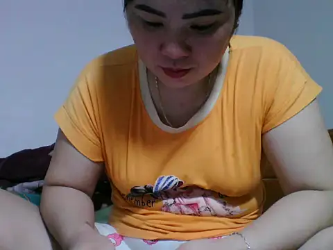 Tits28-2 online show from May 21, 2026, 8:23 am