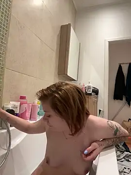 jessebell2003 online show from April 7, 2026, 5:04 pm