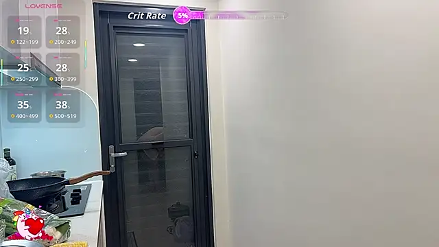 Mollyhappy1769 online show from April 14, 2026, 11:15 am