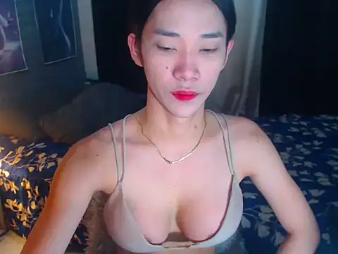 Snapshot of LadyLunacy chatting on July 7, 2026, 7:23 am LadyLunacy online show from July 7, 2026, 7:23 am