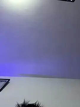 Trixie pop online show from April 2, 2026, 1:02 am