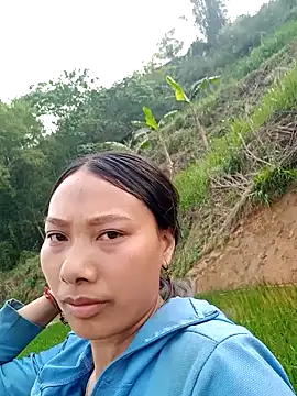 Leiley 98 online show from April 7, 2026, 10:06 am