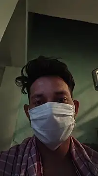 xyz 2giT online show from March 22, 2026, 1:23 pm