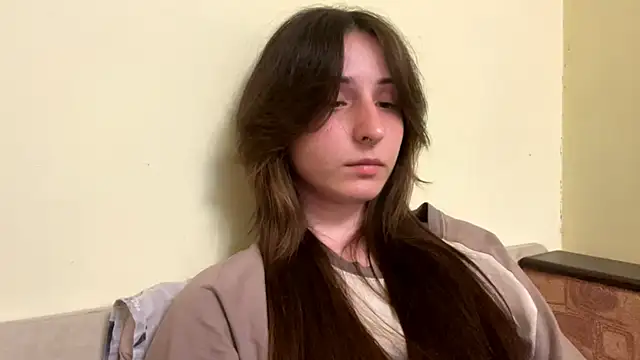 sakuraabloom7 online show from April 15, 2026, 7:58 pm