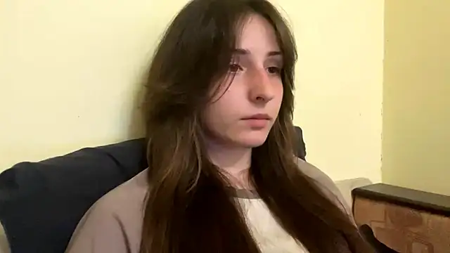 sakuraabloom7 online show from April 19, 2026, 5:14 pm