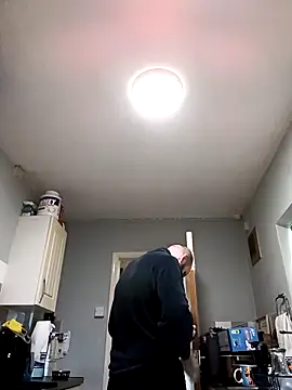 Jimbo4928 online show from April 15, 2026, 9:04 am