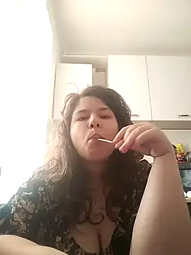 Oksa FoxFire online show from April 2, 2026, 1:18 pm