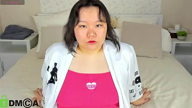 Tokyodreamss online show from April 7, 2026, 9:22 am