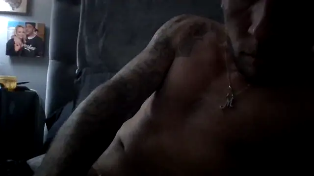 Envyussfantasy online show from April 29, 2026, 1:32 am