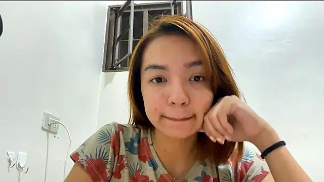 NoreenPierotti online show from March 22, 2026, 10:06 am