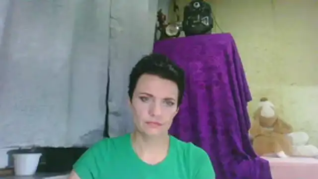 HotMamaQueen234 online show from March 19, 2026, 8:20 pm