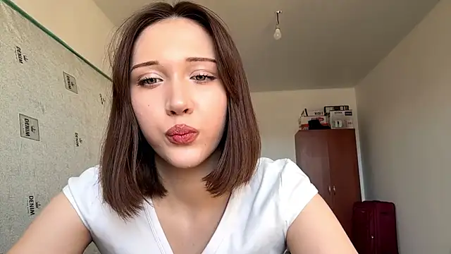 kiravings online show from March 27, 2026, 8:11 am