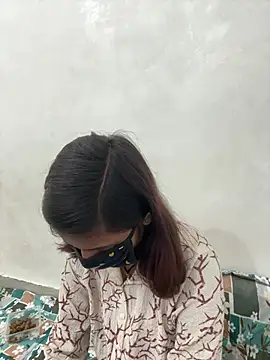 TEENA  RISE online show from April 5, 2026, 1:51 pm