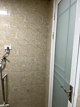 qingqingbaobei online show from April 1, 2026, 1:41 pm