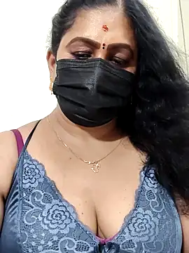 aishu mallu tamil online show from April 3, 2026, 8:59 pm