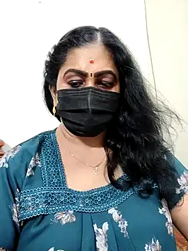 aishu mallu tamil online show from March 31, 2026, 8:11 pm