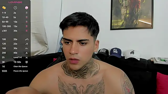 sweetlatinoboy online show from March 20, 2026, 7:48 pm