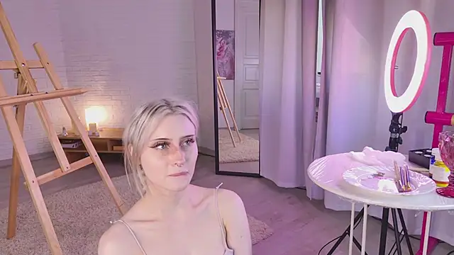 Snapshot of oh__lily chatting on June 3, 2026, 2:07 pm oh lily online show from June 3, 2026, 2:07 pm