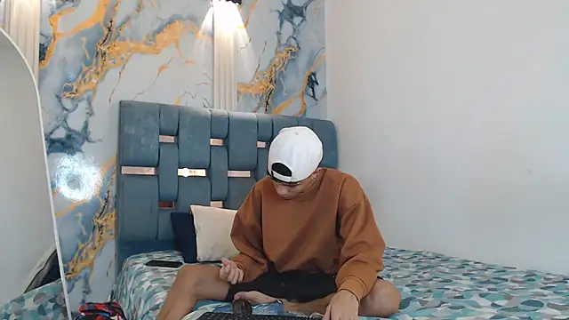 SEXY BIG COCK online show from April 9, 2026, 1:17 pm