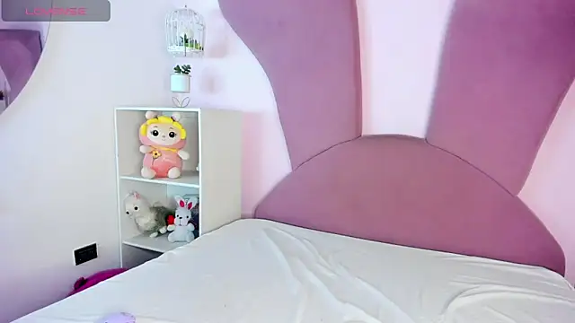 Keita Moon online show from April 1, 2026, 12:06 pm