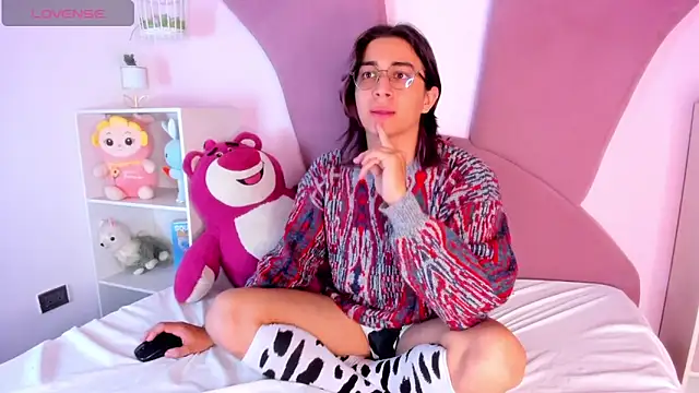 Keita Moon online show from March 25, 2026, 12:15 pm