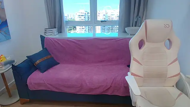 Florence Ford online show from April 4, 2026, 11:06 am