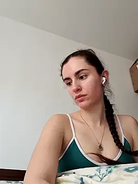 starlight mo online show from April 8, 2026, 3:46 pm