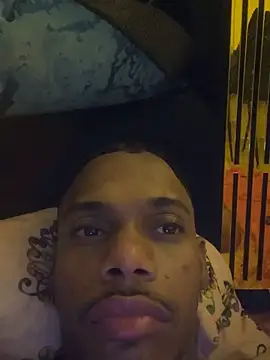 elmvp1 online show from April 17, 2026, 4:37 am