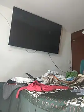 Melisa 14 online show from April 17, 2026, 10:18 am