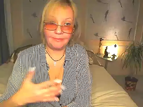 Anessa7321 online show from April 8, 2026, 6:20 pm