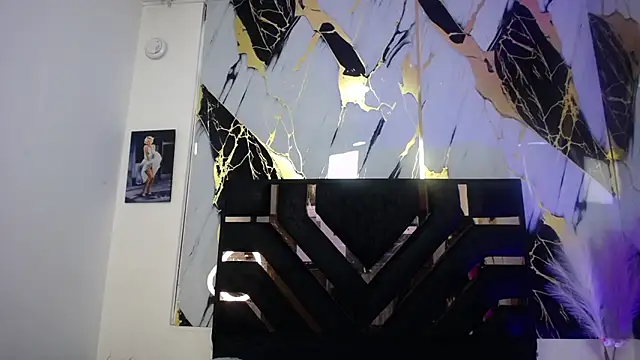 sophiesmithcs online show from March 29, 2026, 7:15 pm