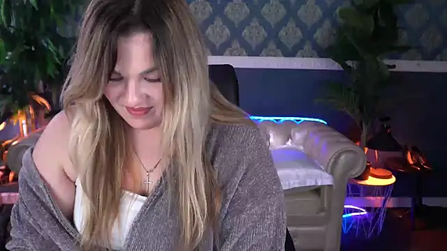 Snapshot of AlissyaGrayy chatting on April 28, 2026, 1:37 pm AlissyaGrayy online show from April 28, 2026, 1:37 pm