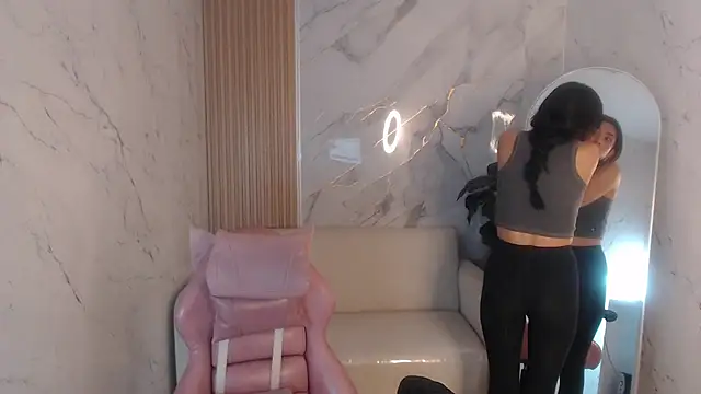 sweetcat666 tf online show from April 8, 2026, 1:45 pm