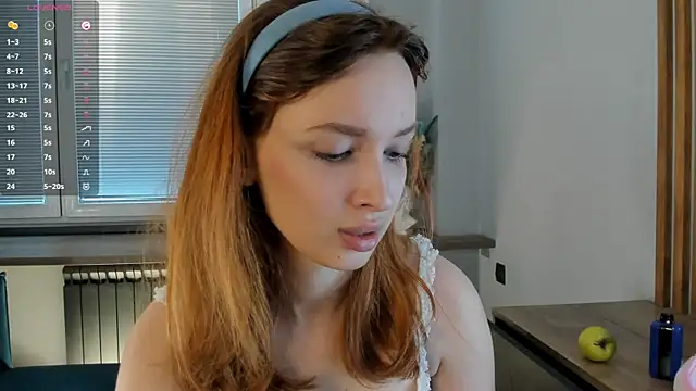 JanuaryElwell online show from April 10, 2026, 9:38 am