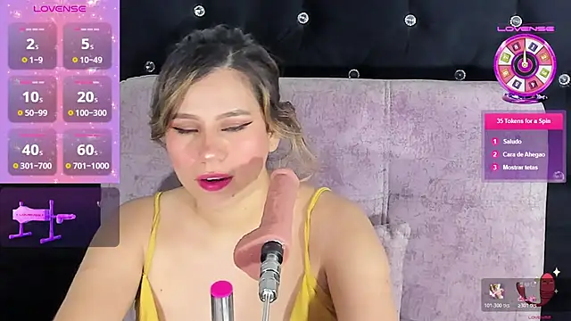 abby blond1 online show from April 1, 2026, 11:44 am