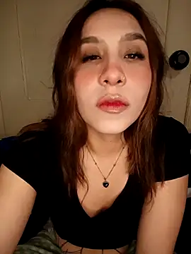 Amsthey29 online show from April 17, 2026, 3:42 am