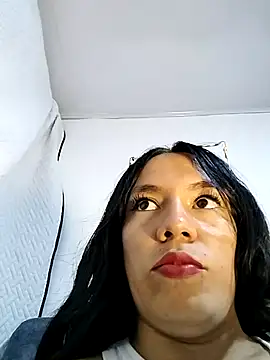 Scarleth moon online show from April 4, 2026, 5:47 am