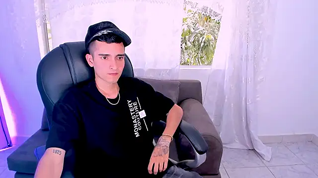 Ethann Boy online show from April 3, 2026, 8:26 pm