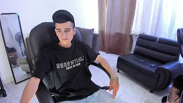 Ethann Boy online show from April 14, 2026, 8:36 pm