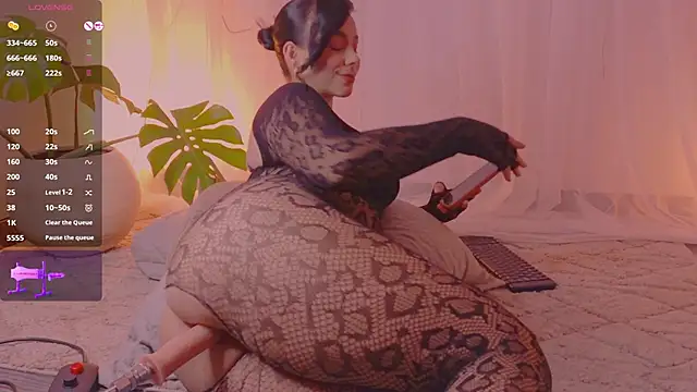 ImLeana XXX online show from April 6, 2026, 9:43 am