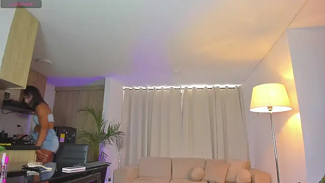 Aleja evangeline online show from April 12, 2026, 4:43 pm