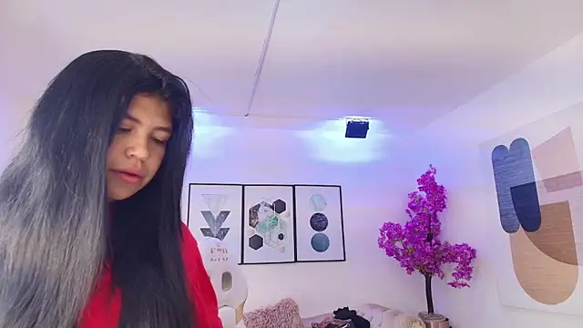 Kitty  meow online show from April 17, 2026, 12:41 pm