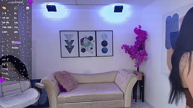 Kitty  meow online show from June 1, 2026, 12:16 pm