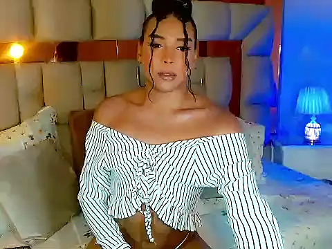 big sexy girl01 online show from April 14, 2026, 1:16 pm