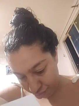 Scarlettt Kiss online show from April 17, 2026, 4:59 am