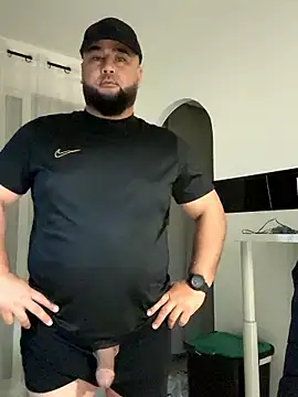 Ryan06617 online show from April 18, 2026, 1:30 am