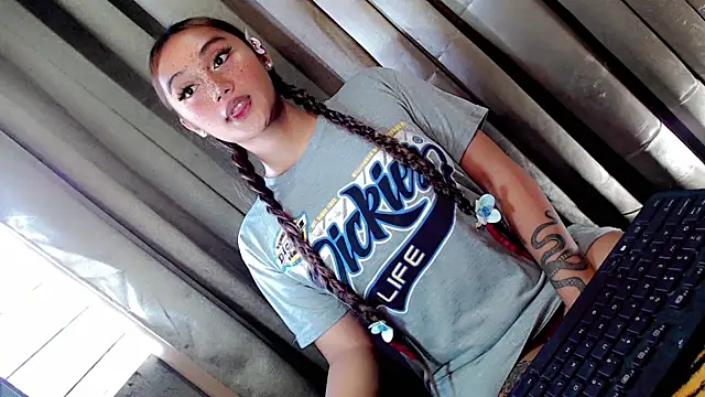 Jessicasfantasy online show from March 27, 2026, 1:25 am