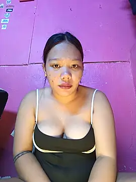 Snapshot of Sweet_Disteen chatting on July 10, 2026, 10:43 pm Sweet Disteen online show from July 10, 2026, 10:43 pm