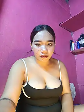 Snapshot of Sweet_Disteen chatting on August 6, 2026, 5:02 am Sweet Disteen online show from August 6, 2026, 5:02 am