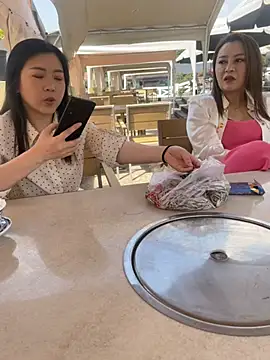 LuckyGirl-11 online show from April 17, 2026, 7:11 am